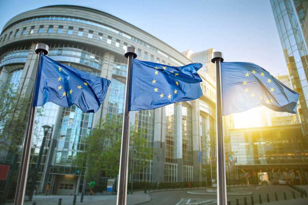 EU approves $1.3B in aid for cloud, edge computing